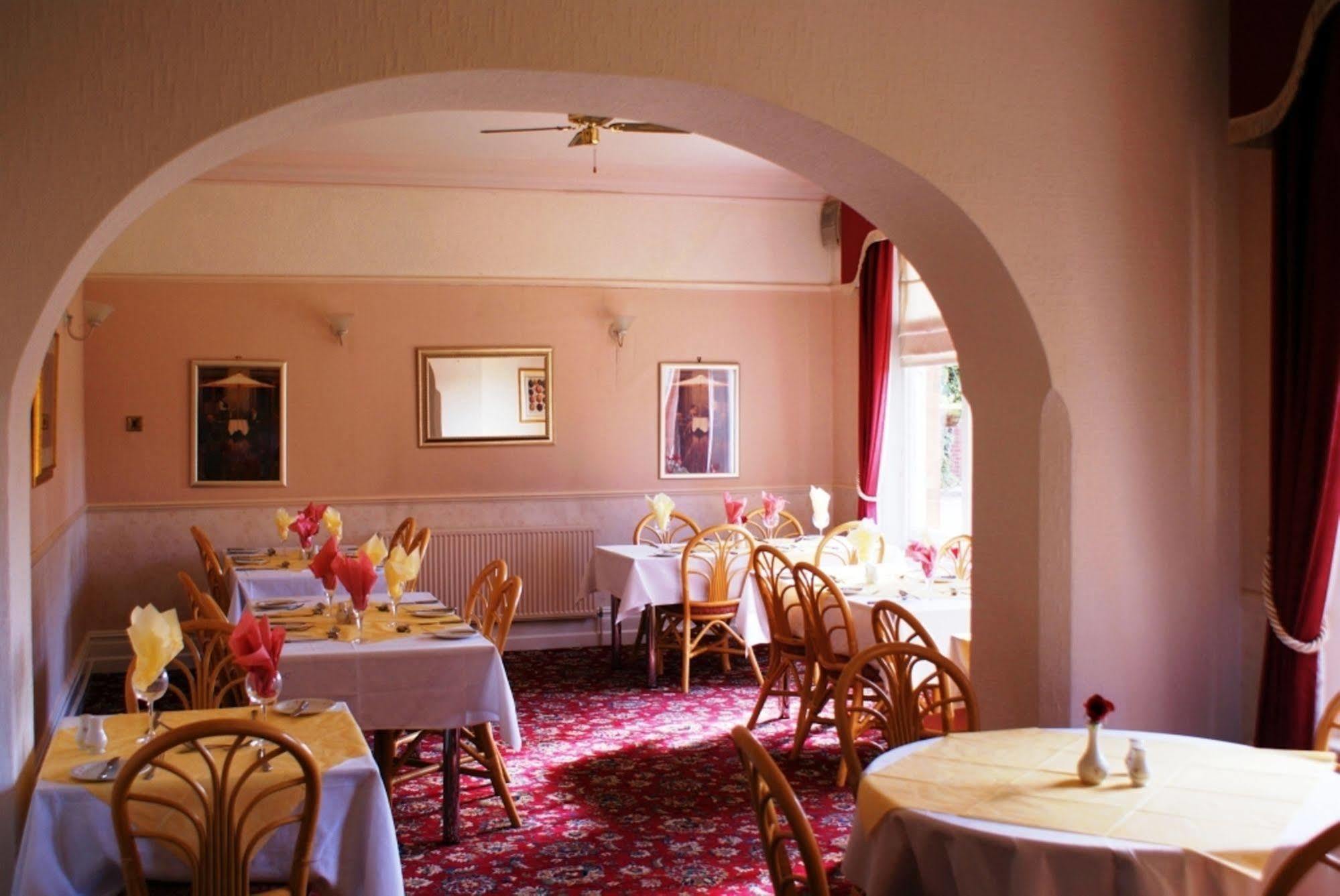 The Quorn Lodge Hotel Melton Mowbray Dış mekan fotoğraf